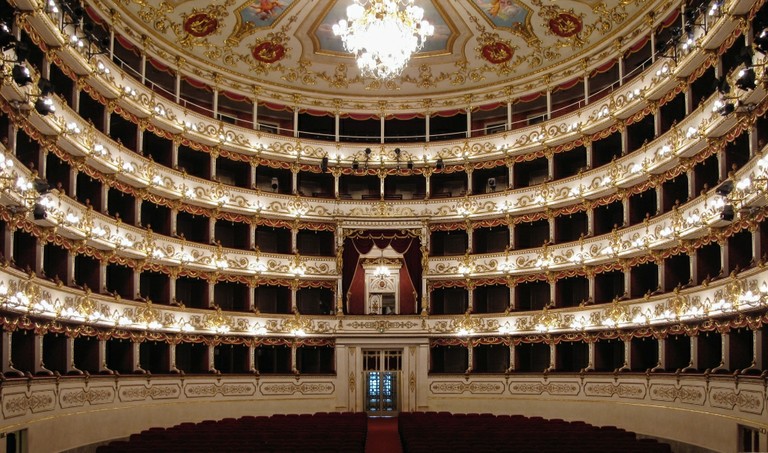 Guided tours of several historical theatres in Reggio Emilia and province. 
