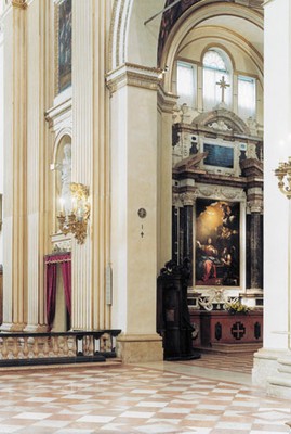Basilica della Madonna della Ghiara (inside)2