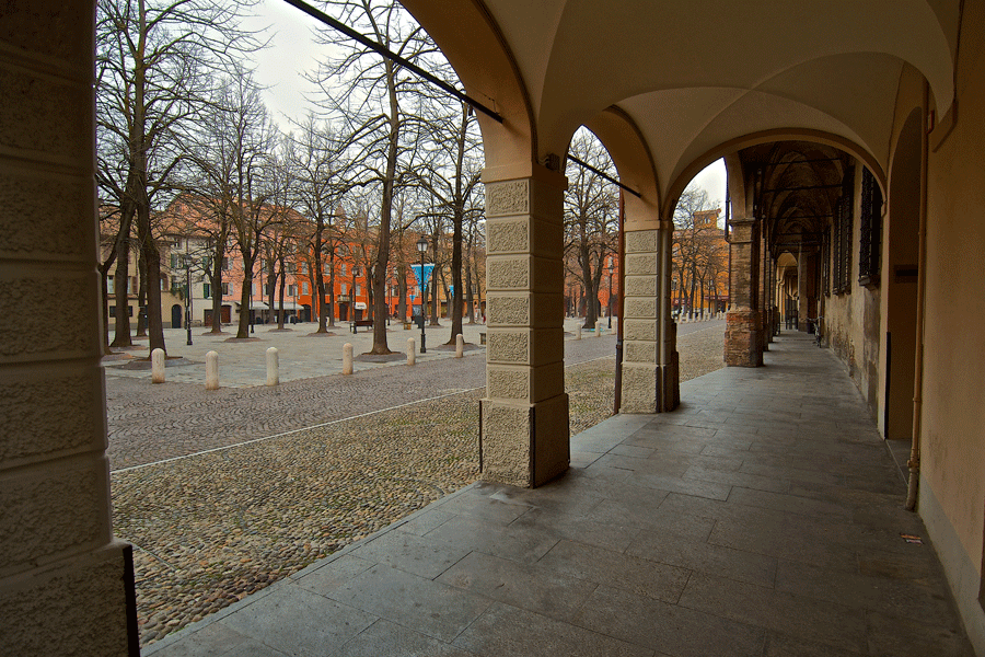 Piazza Fontanesi