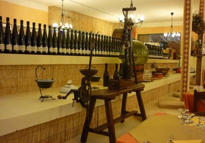 Trattoria "A Canali ", inside