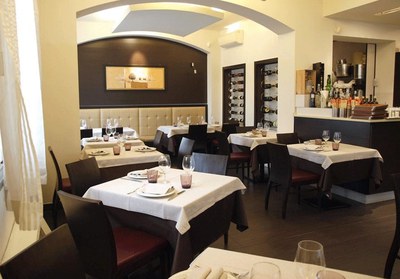 Trattoria del Buontempone, tables set