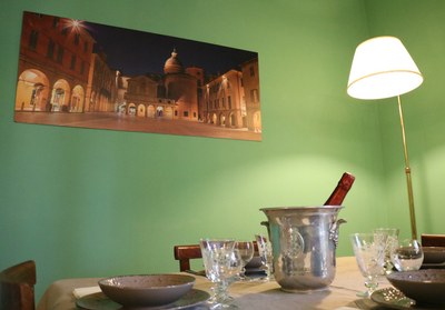 Verdeacqua, corner with set table
