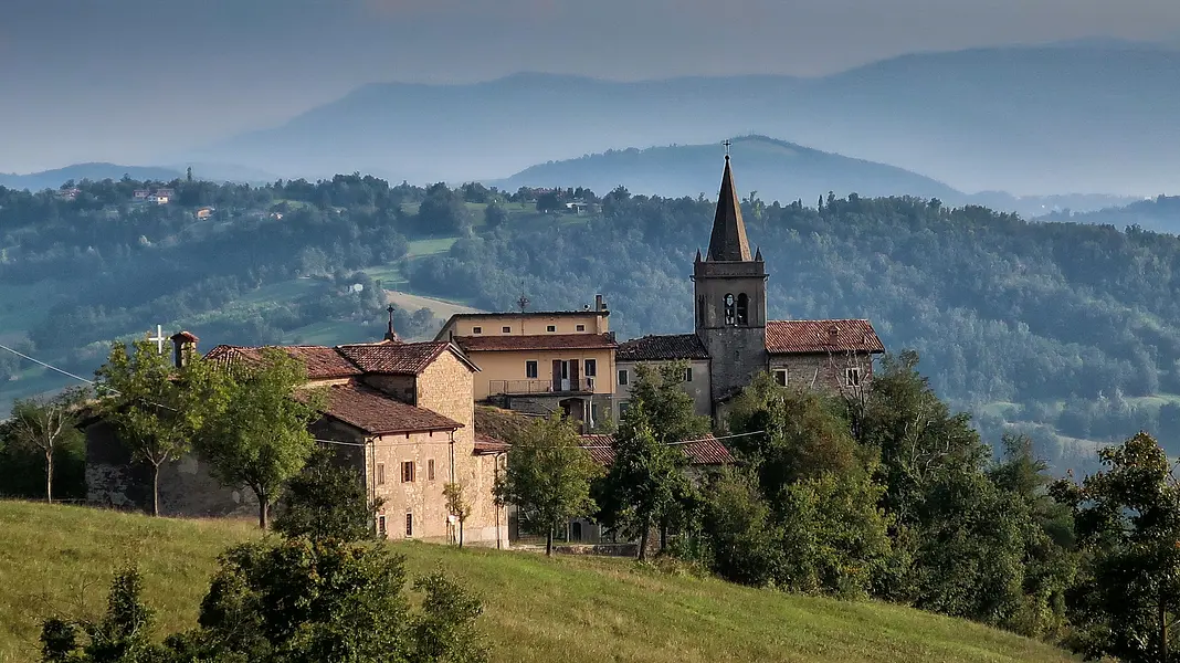 Vezzano-Pecorile Loop