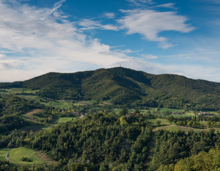 Trekking and Cycling routes in Vezzano