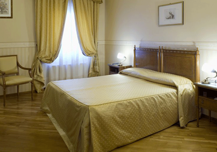 Albergo delle Notarie, room