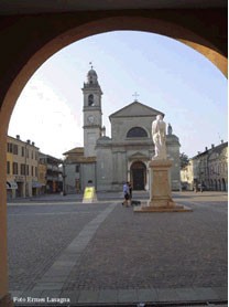 Brescello - Parrochiale Santa Maria Brescello - Parrochiale Santa Maria