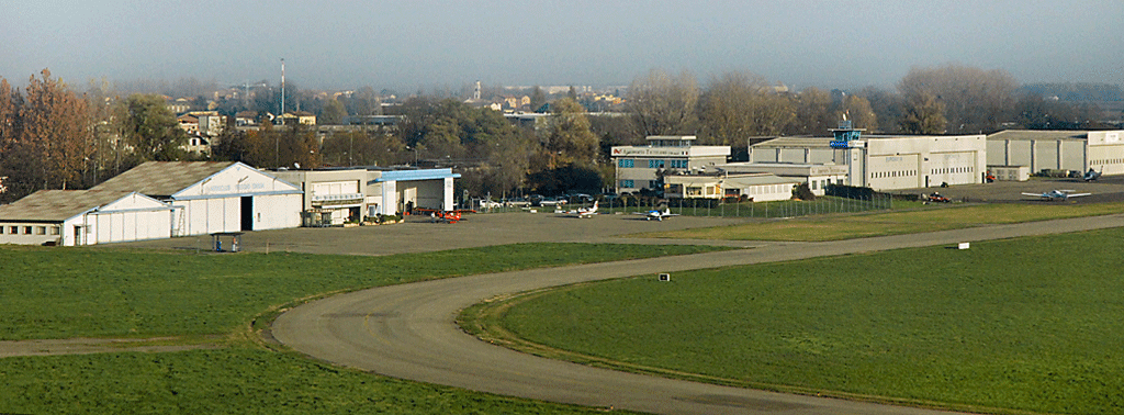 Aeroporto di Reggio, pista