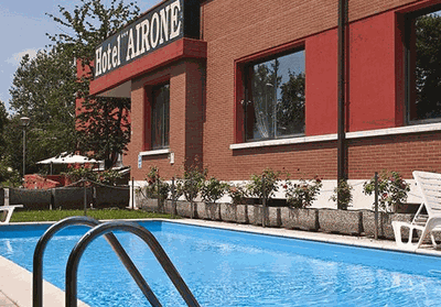 Hotel Airone, esterno con vista piscina