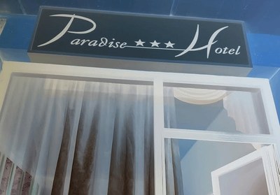 Hotel Paradise, esterno