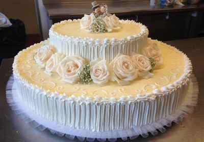 La pasticceria storica Bedogni prepara dolci tipici della tradizione culinaria e agroalimentare di Reggio Emilia.