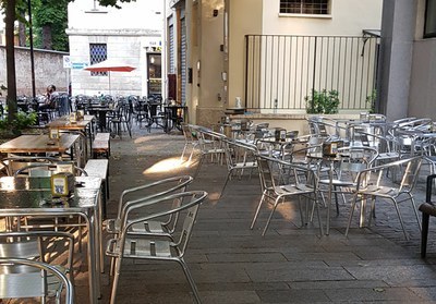 Pub, birreria, paninoteca, crêperia.