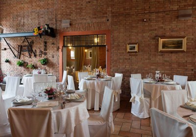 Agriturismo con cucina tipica del territorio.