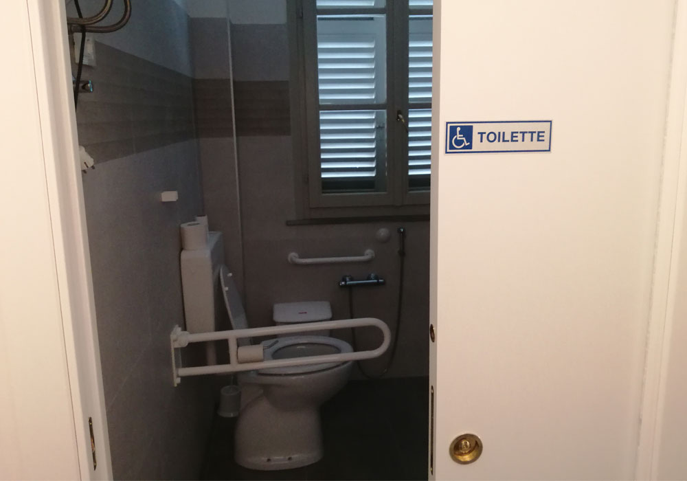 porta bagno piano 1 Sala Verdi