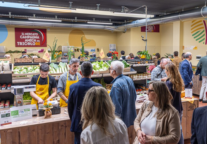 MERCATO DEL TRICOLORE DI CAMPAGNA AMICA