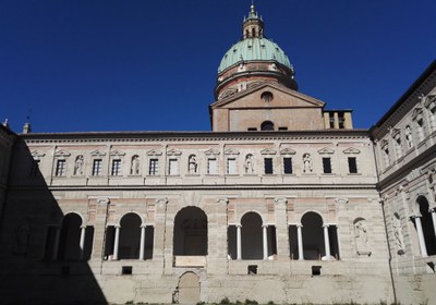 Chiostri di San Pietro