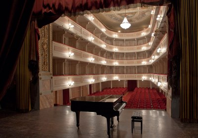 Teatro Comunale "Ruggero Ruggeri"
