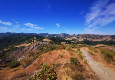 55 ettari di parco sulle colline con fauna autoctona e attività per grandi e piccoli.