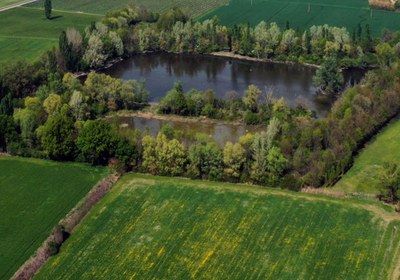 Oasi naturalistica con risorgive e fauna selvatica ad est della città.